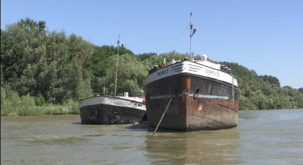 Таємниця милі 61. Як російська солярка незаконно тече українським Дунаєм