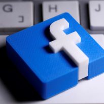 Сеть фейковых аккаунтов в Facebook использовала для влияния на выборы в Украине