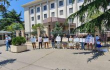 "Вова, ти повний нуль": у Тбілісі, Києві і Вашингтоні пройшли акції протесту проти поправок до Конституції РФ (фоторепортаж)