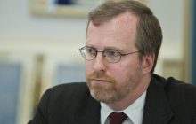 Дэвид Крамер: У Путина нет представления, как решать проблемы в России, поэтому он может попытаться напасть на соседей или эскалировать войну в Украине, на Донбассе