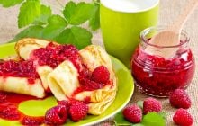 Найсмачніші млинці на молоці: як приготувати апетитні смаколики
