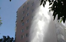 В Киеве на Березняках прорвало трубу: "фонтан" выше девятиэтажки (фото, видео)