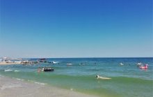 "Укрзалізниця" призначила 11 додаткових поїздів до моря: список