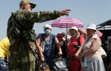 Российские захватчики на юге Украины силой выселяют людей из их домов - Генштаб