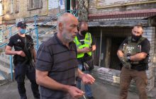 В Киеве полиция освободила похищенного бизнесмена, которого две недели пытали в подвале (фото)