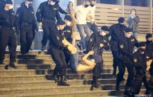 Протесты в Беларуси: правозащитники заявили о десятках задержанных