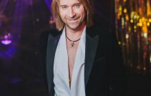 Олег Винник трогательно поздравил "тайную жену"