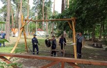 В одном из парков Киева коммунальщики разрушили эко-пространство (фото)