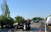Шестеро загиблих: у поліції розкрили подробиці жахливої ДТП на Одещині та показали відео з місця аварії