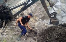 Засипало піском: на Дніпропетровщині трагічно загинули чоловік та дитина (фото 18+)