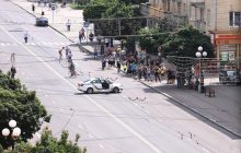 "Там моя дружина": у Луцьку чоловік намагався наблизитися до захопленого автобуса
