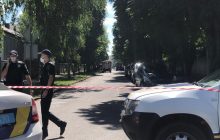 У Полтаві злочинець погрожує підірвати гранату: з'явилися фото та відео з місця подій