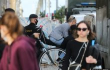 "Экс-беркутовец" из Николаевщины замечен на задержании оппозиционера в Беларуси (фото)