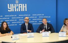 Адвокати просять Зеленського втрутитися в ситуацію з рейдерським захопленням мережі АЗС «МОТТО» за сприяння Міністерства юстиції (фото, відео)