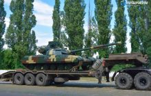 Украинским военным передали два восстановленных танка "Булат" (фото)