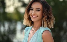 Певицу Олю Бузову высмеяли за фото на тракторе в мини и каблуках
