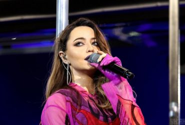 Наде Дорофеевой - 33: топ-10 самых крутых клипов с участием певицы (видео)