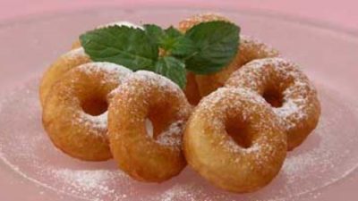 Творожные пончики - 10 рецептов в домашних условиях (пошагово)