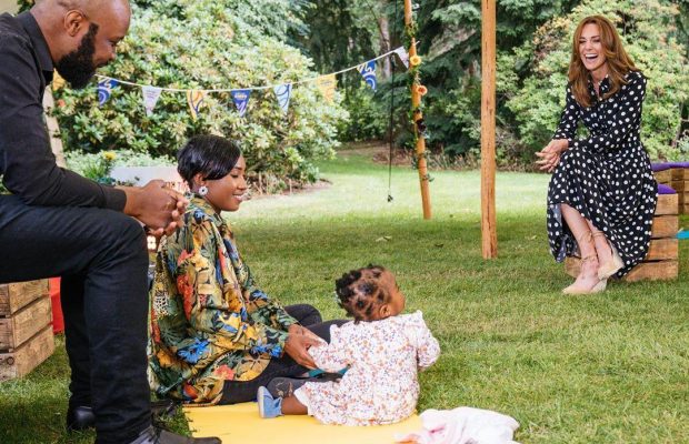 Дитячий час: дружина принца Вільяма в сукні в горох дебютувала з новим кольором волосся на ранковому шоу (фото, відео)