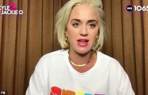 Кеті Перрі розповіла про стрибок ваги й самопочуття на останніх тижнях вагітності (фото)