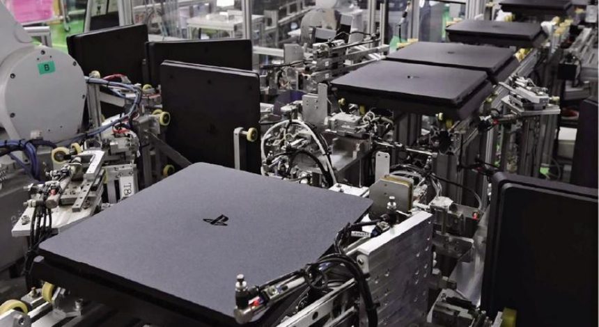 Sony збирає по дві консолі PlayStation 4 за хвилину