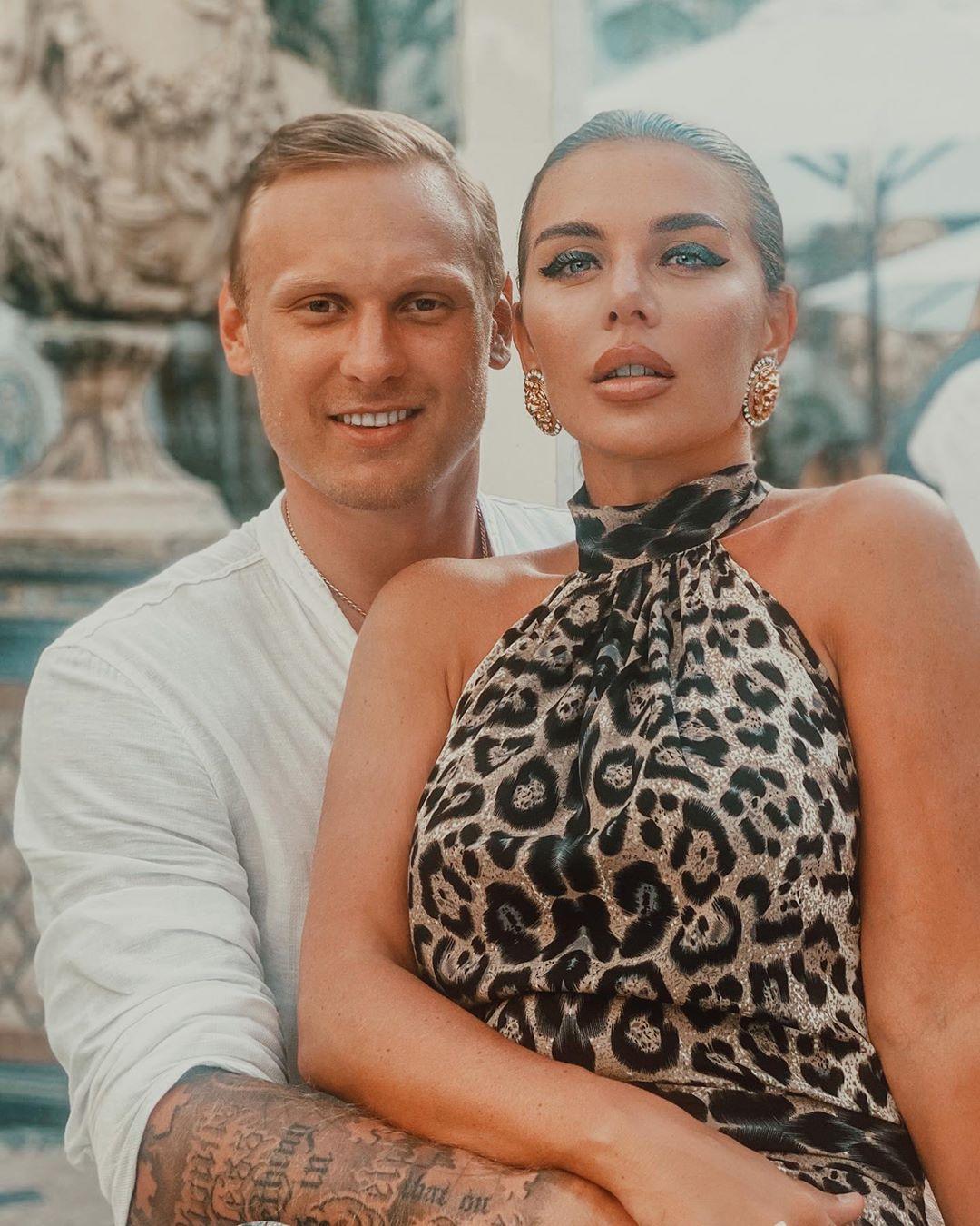 Седокова с будущем мужем / фото instagram.com/annasedokova