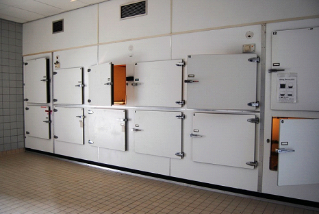 Блок холодильних камер Похоронного дому (США)