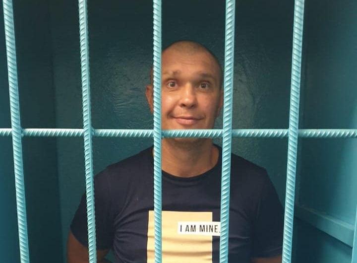 Пасажир побив і намагався зґвалтувати жінку / фото facebook.com/anton.gerashchenko.7 Пасажир побив і намагався зґвалтувати жінку / фото facebook.com/anton.gerashchenko.7