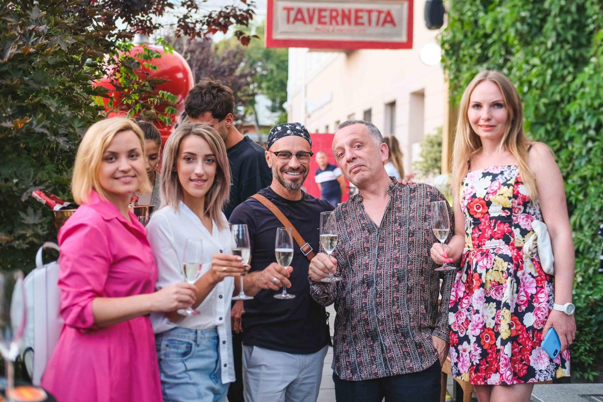 Ресторатор Савва Лібкін відкрив в Одесі новий ресторан Tavernetta. Pizza & Prosecco Ресторатор Савва Лібкін відкрив в Одесі новий ресторан Tavernetta. Pizza & Prosecco
