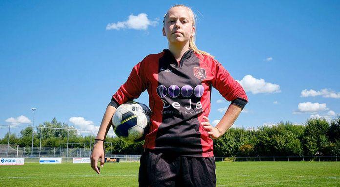 Фоккема буде грати у четвертому дивізіоні країни / фото knvb.nl Фоккема буде грати у четвертому дивізіоні країни / фото knvb.nl