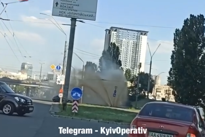 Стався порив тепломережі / скріншот відео Стався порив тепломережі / скріншот відео