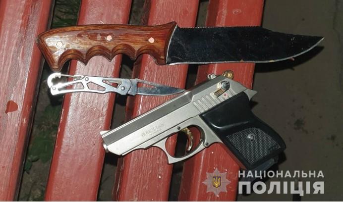 Зброю у чоловіка вилучили / Фото: Нацполіція Зброю у чоловіка вилучили / Фото: Нацполіція