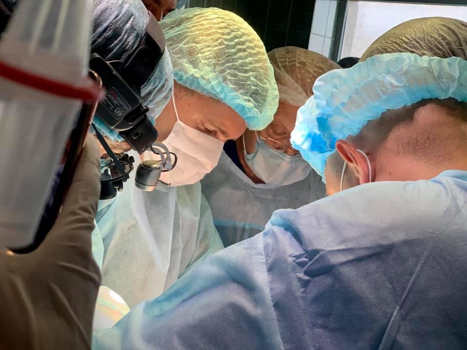 Львовские хирурги провели уникальную операцию на сердце / фото facebook.com/irina.zaslavets