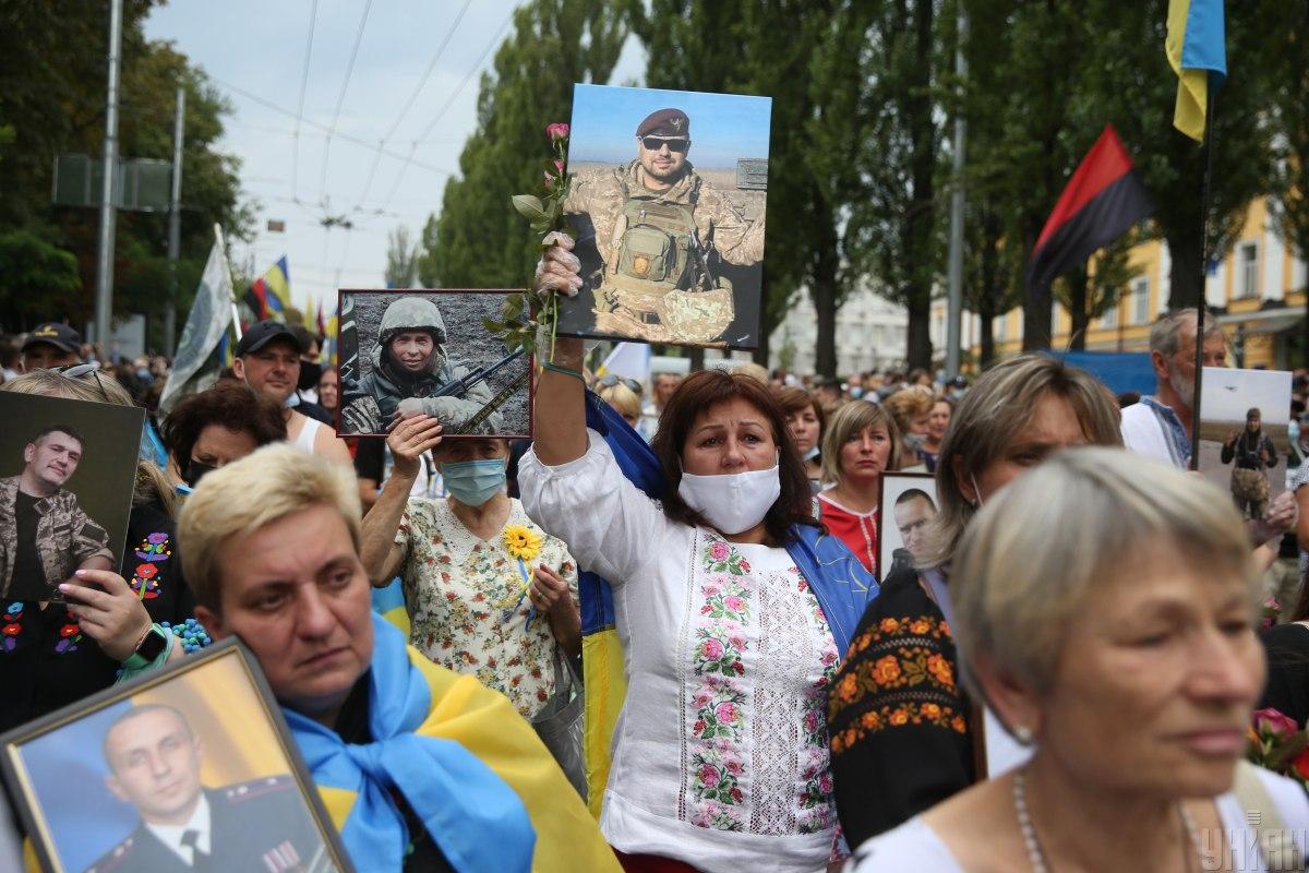 День Незалежності 2020: у Києві проходить Марш захисників України (фото) —  Високий Замок
