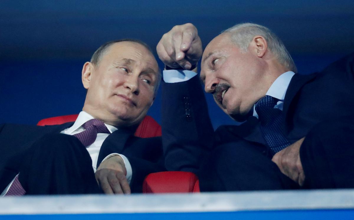 Александр Лукашенко совершил неанонсированный визит к главарю Кремля / фото REUTERS