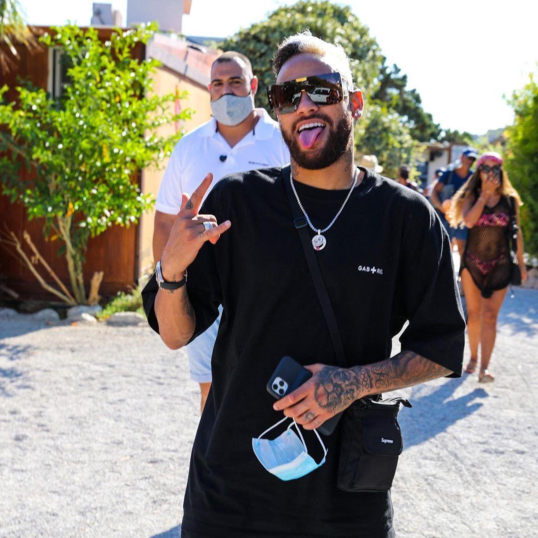 фото instagram.com/neymarjr фото instagram.com/neymarjr