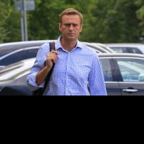 Navalny team says Novichok traces found on water bottle in hotel room – media