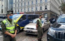 Захват банка в центре Киева: в МВД хотят мирных переговоров, в случае эскалации - повторят "полтавский сценарий"
