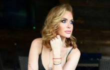 Слава Каминская показала, как ее дети едят червей