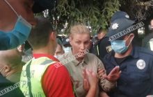 У Львові волонтерка облилась бензином і спробувала підпалити себе (фото, відео)