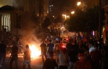 В Бейруте вспыхнули протесты из-за мощного взрыва в порту (фоторепортаж)