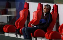 Барселона офіційно звільнила головного тренера після ганьби в Лізі чемпіонів