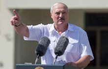 Lukashenko says Belarusian army on full alert on western border