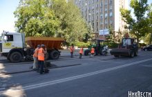 У центрі Миколаєва через візит Зеленського вдруге за літо ремонтують дорогу - ЗМІ (фото)