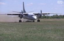 Russia drills: Warplanes land on grass at abandoned airfield near Ukraine border (Photo)