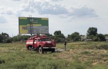 Нардеп пояснив, чому на Миколаївщині перед візитом Зеленського білборди "Слуги народу" клеїли з пожежної машини