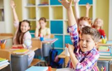 "1 вересня навчання у школах почнеться у звичному режимі, але із дотриманням протиепідемічних заходів", — нардеп Андрій Стріхарський