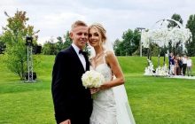 Футболіст збірної України Зінченко зіграв весілля з телеведучою: фото церемонії