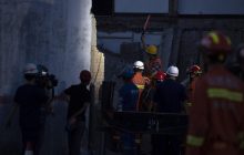 У китайському Ліньфені при обвалі ресторану загинули 17 людей, майже 30 травмовані