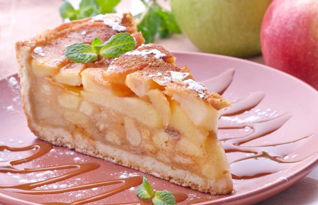 Медово-яблочный пирог: как приготовить очень вкусную выпечку